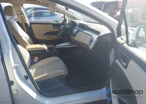 2018 Honda Clarity Plug-In Hybrid from USA, damaged, VIN JHMZC5F18JC013394